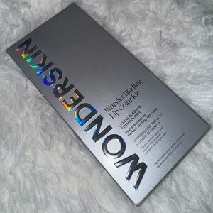 NWB Wonder Skin Blading Peel & Reveal Lip Stain Kit Shade XOXO